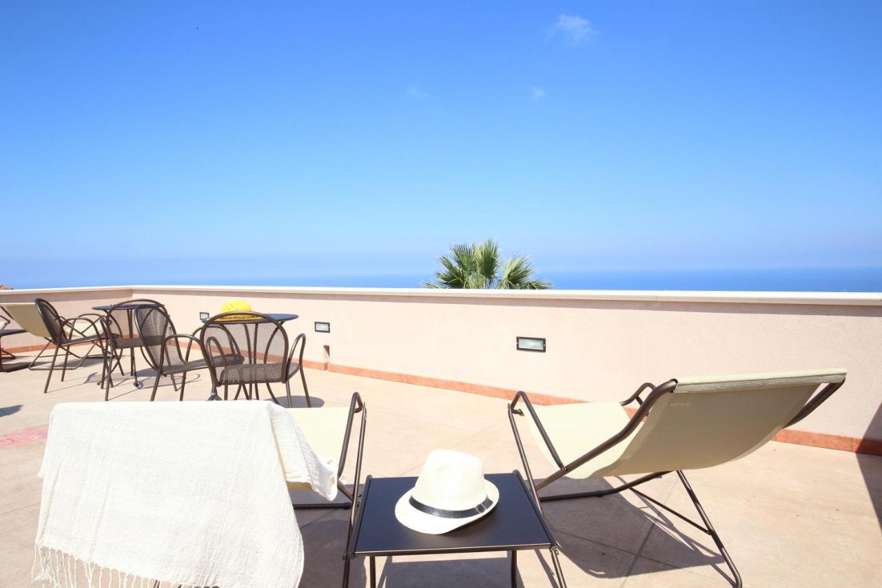 ريكادي B&B Villa Orchidea المظهر الخارجي الصورة
